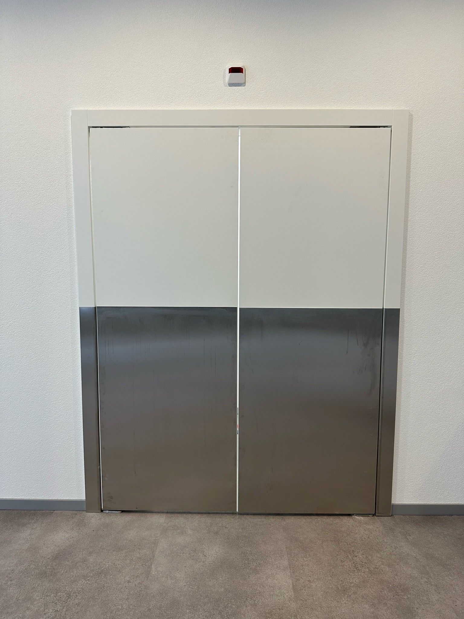 Porte va et vient - Menuiserie Oliveira