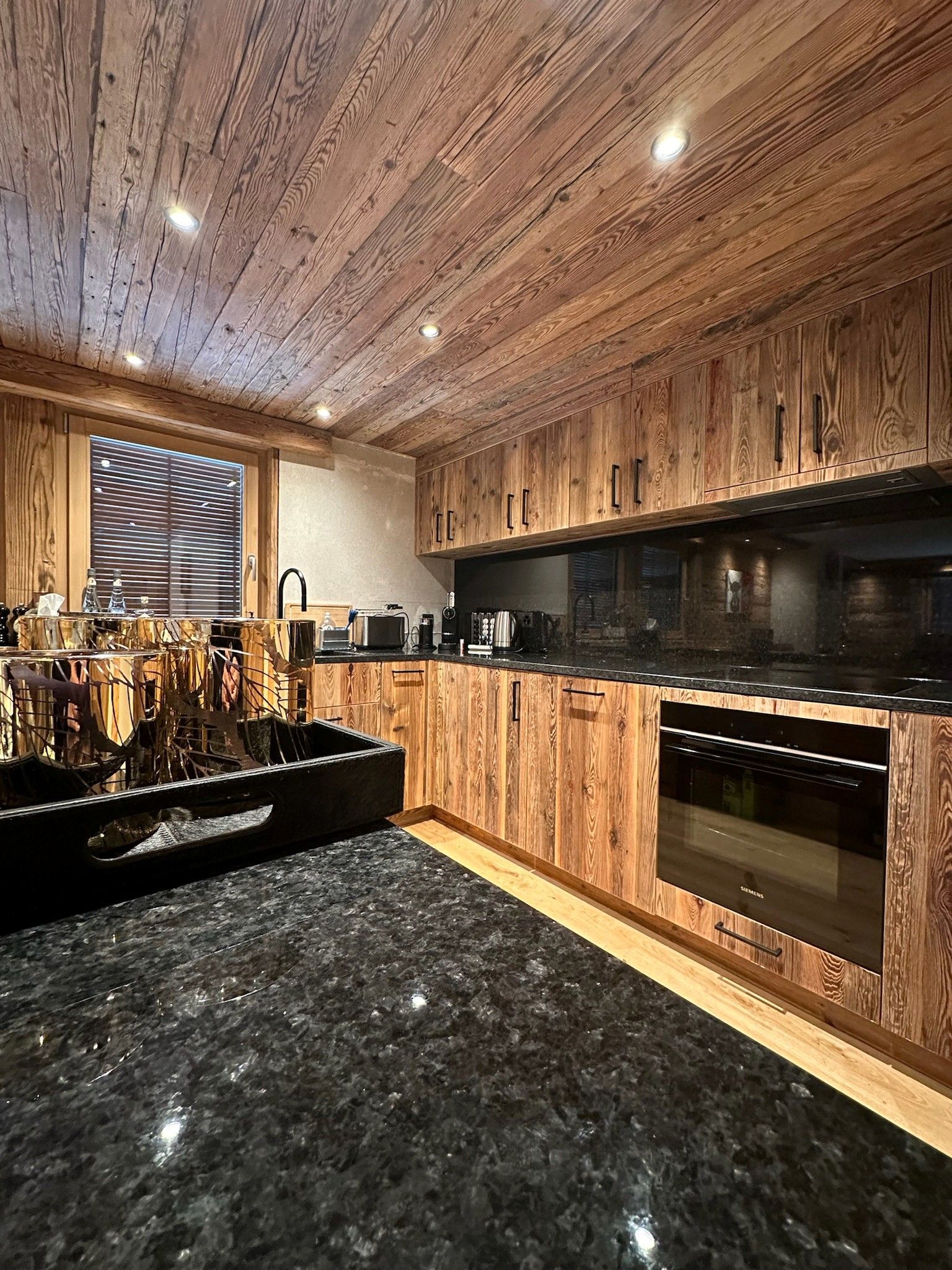 Plan de travail en Corian - Menuiserie Oliveira