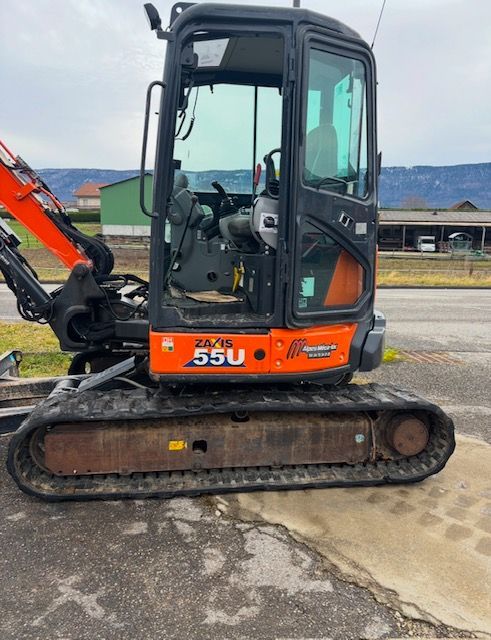 Pelle occasion ZX55U - 6 zoom sur la cabine