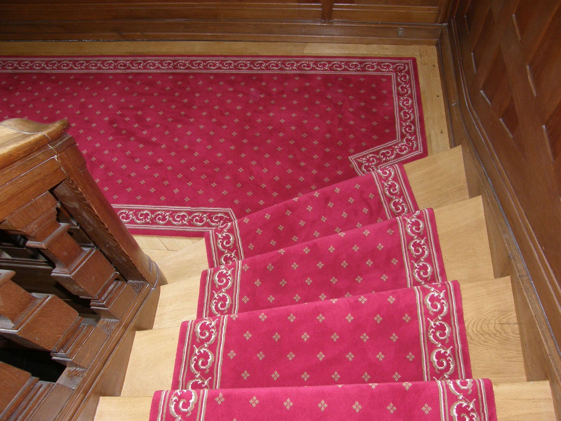 Treppenläufer auf Mass konfektioniert - Veratex AG