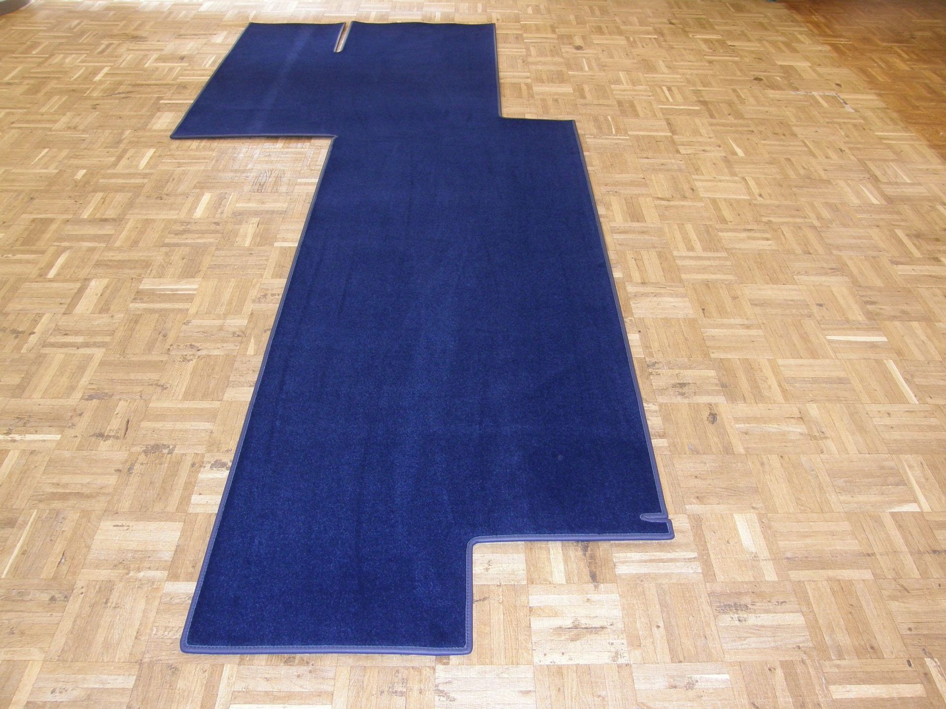 Gekurbelte Teppiche - Veratex AG