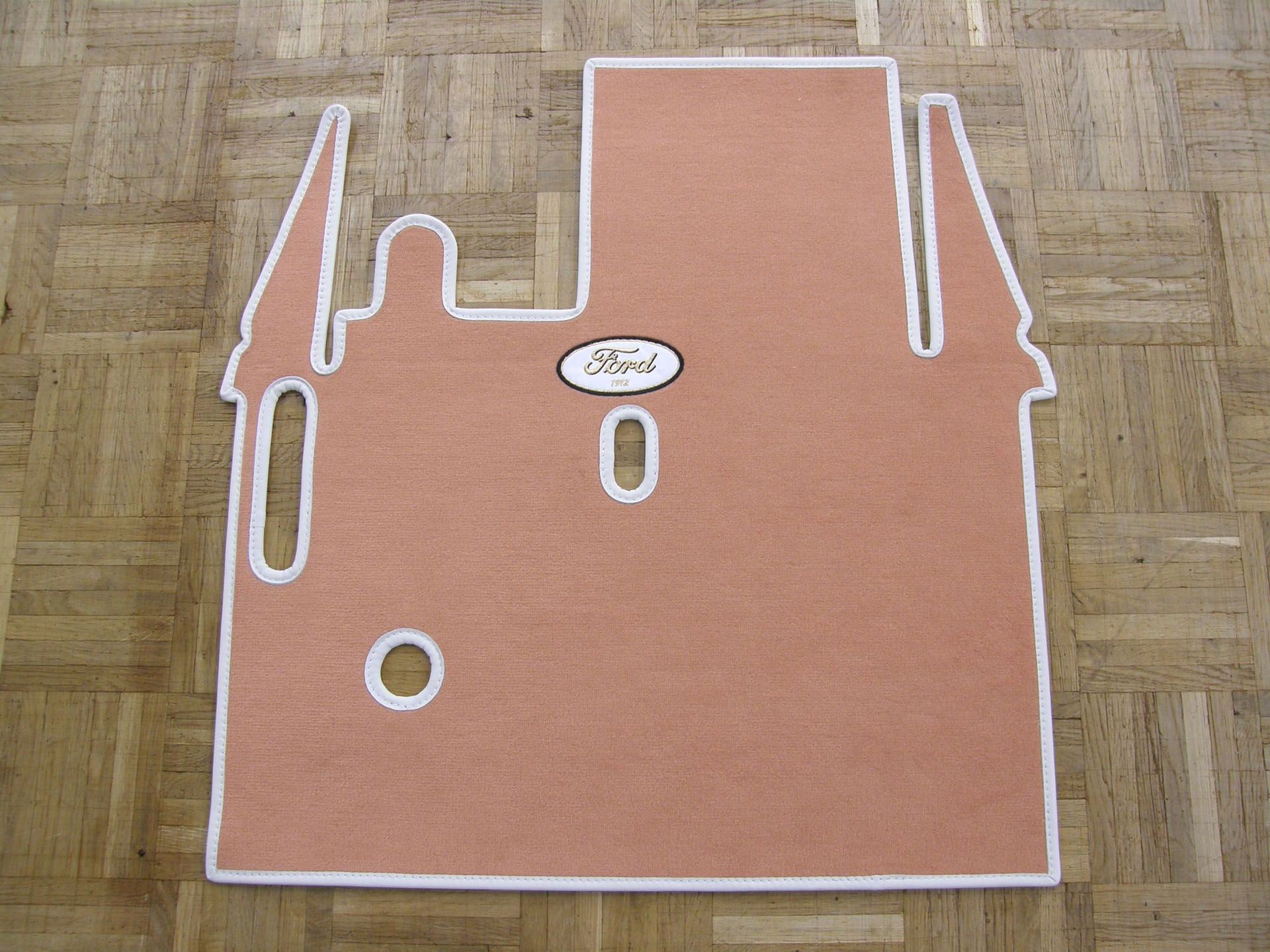 Gekurbelte Teppiche - Veratex AG