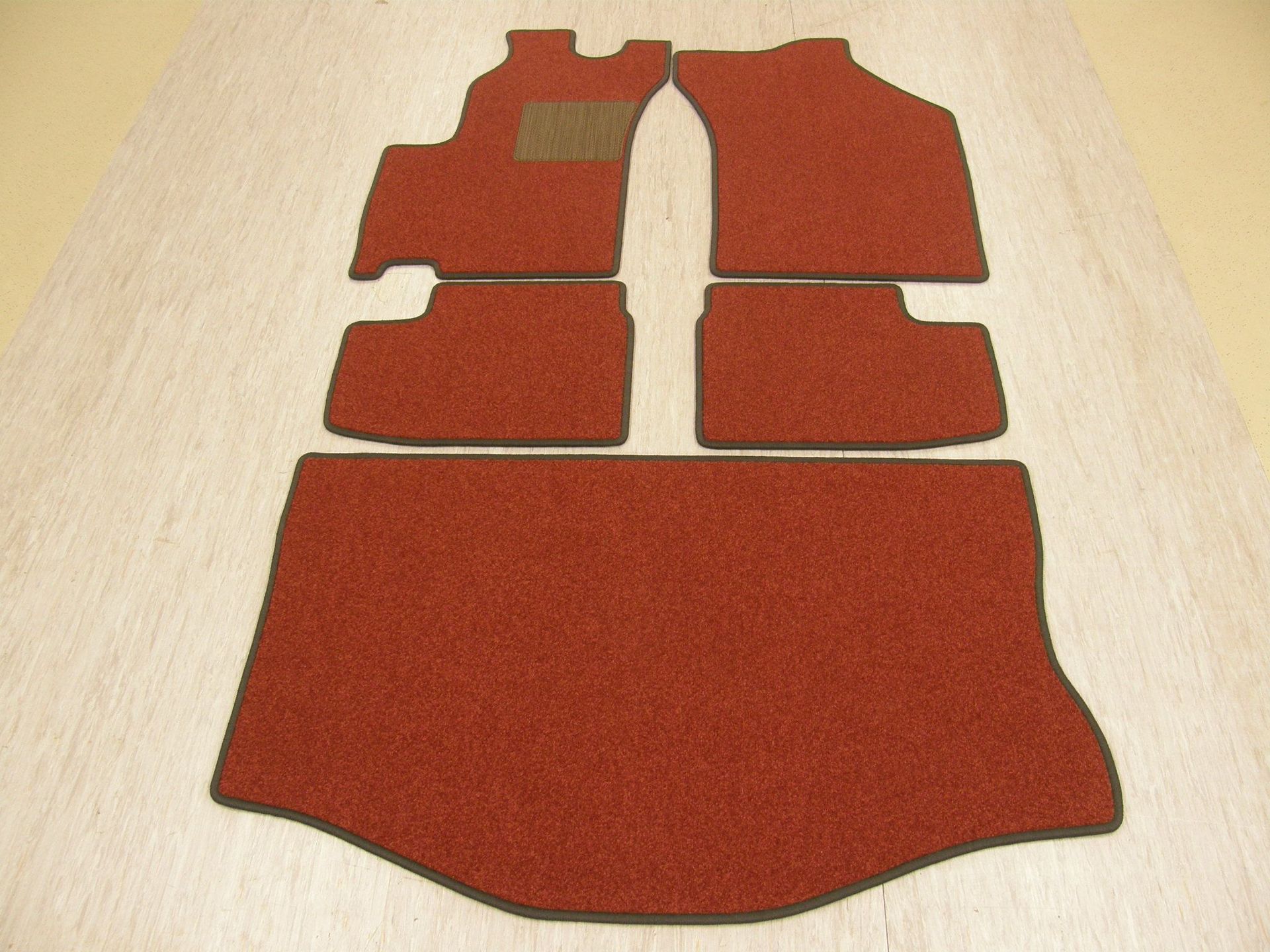 Gekurbelte Teppiche - Veratex AG