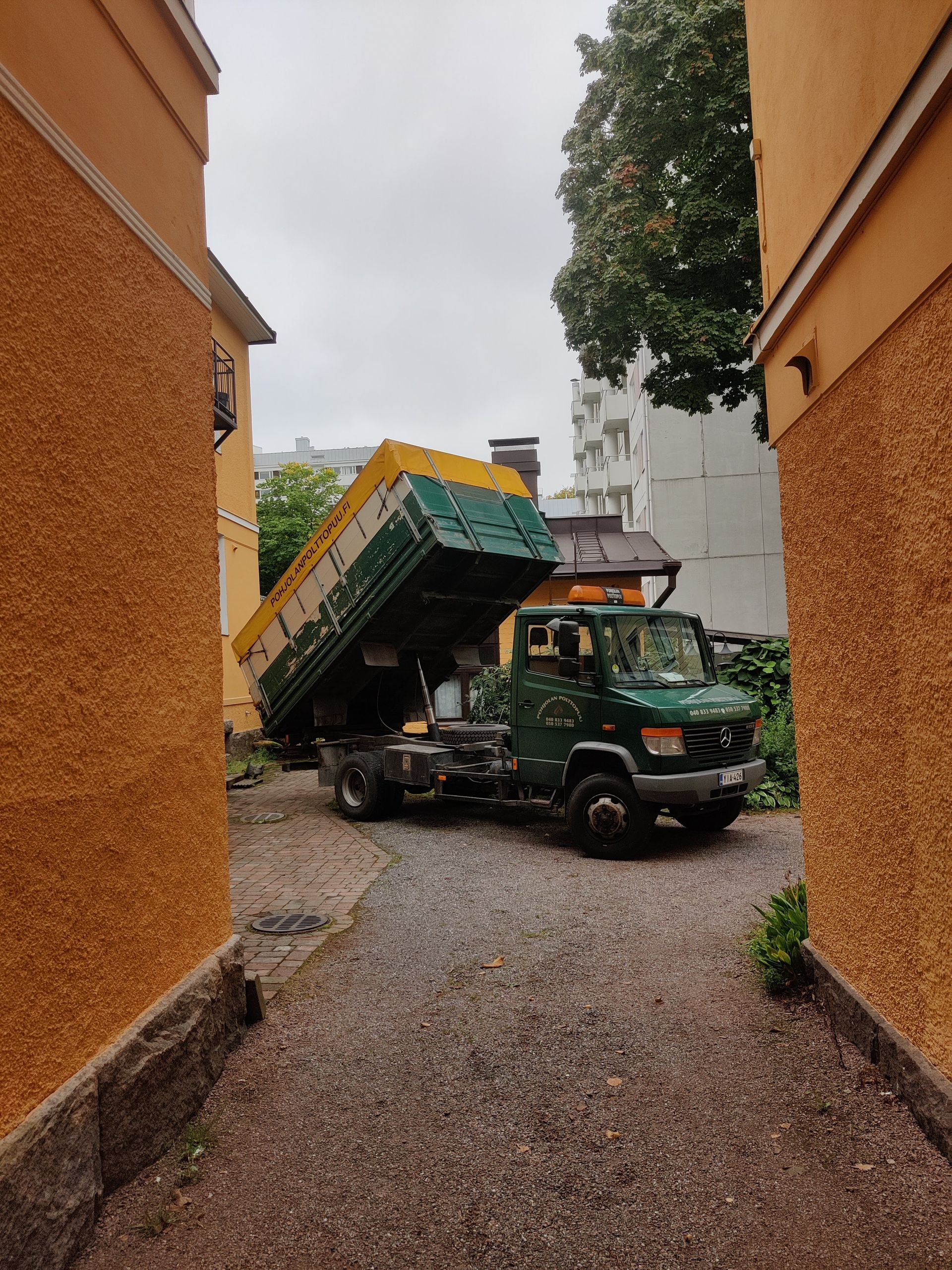 Luo Alt-tekstitunnisteet hakukoneoptimointia ja saavutettavuutta varten. 