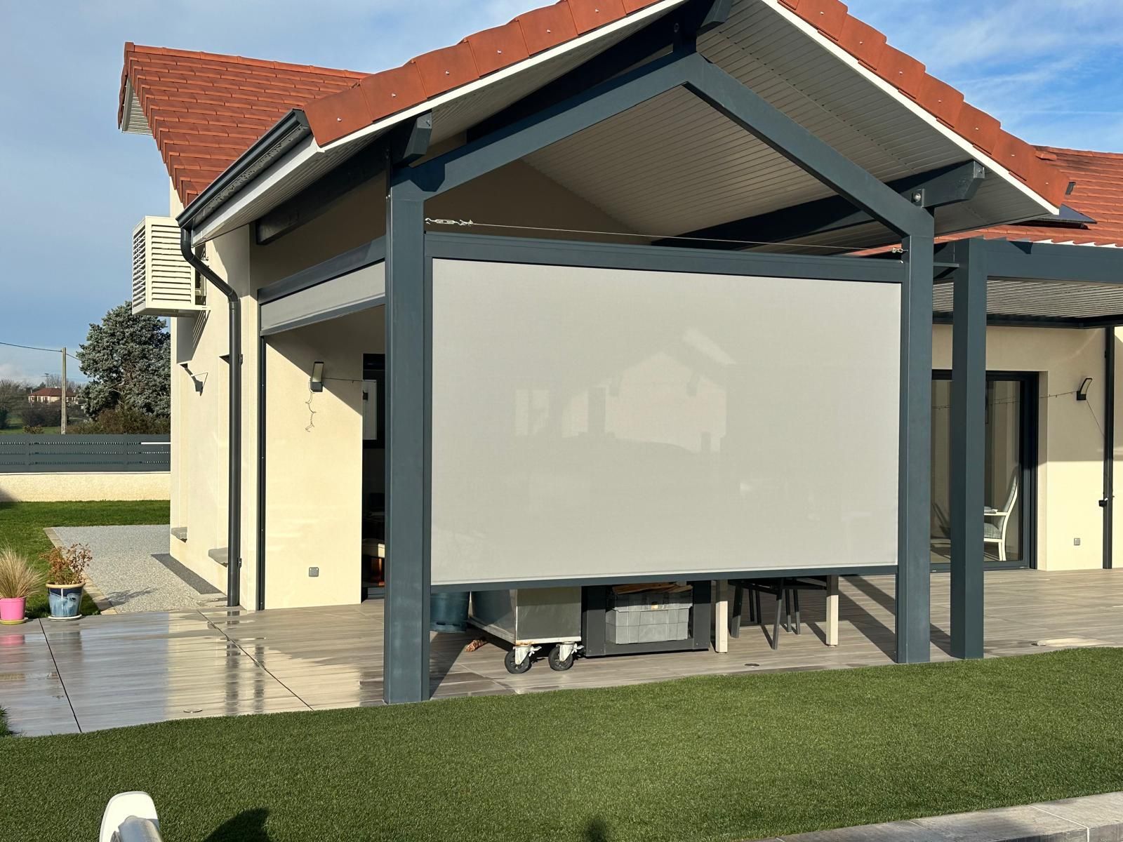 Pergola bioclimatique à Demptézieu