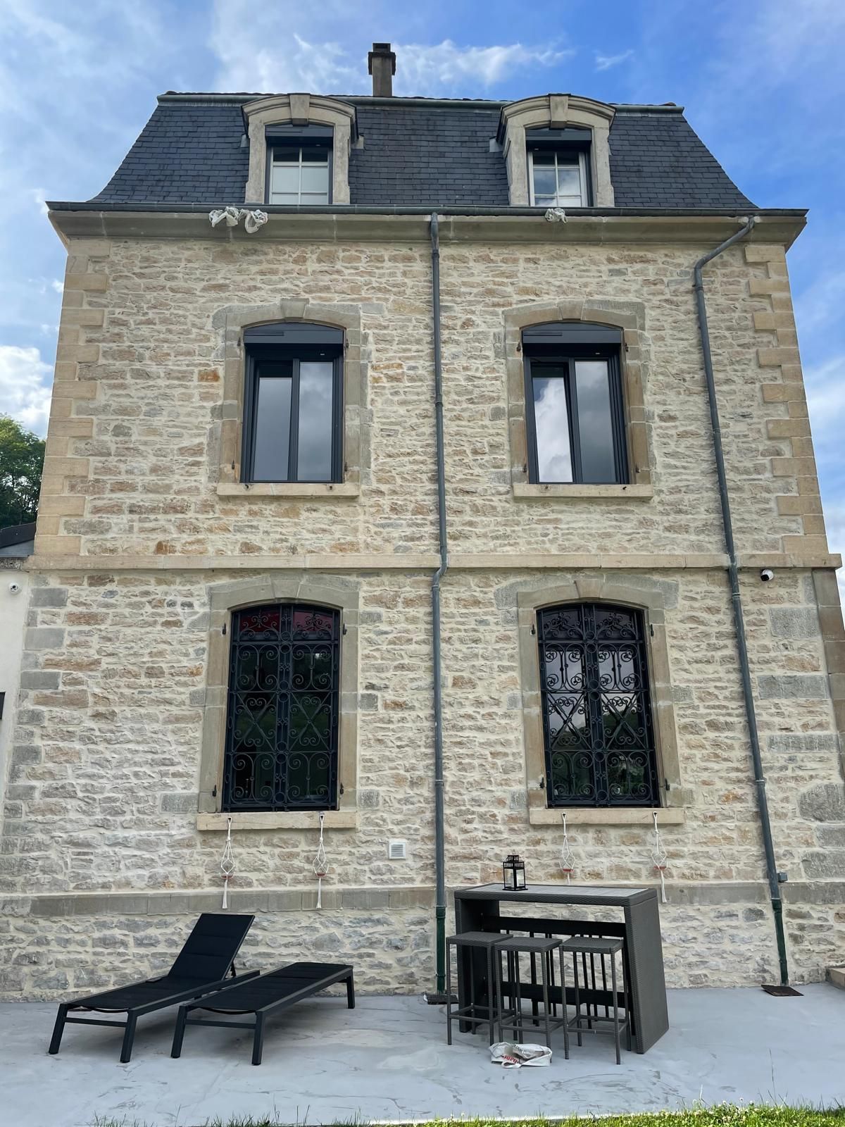 Rénovation des menuiseries extérieures à Maubec (38300)