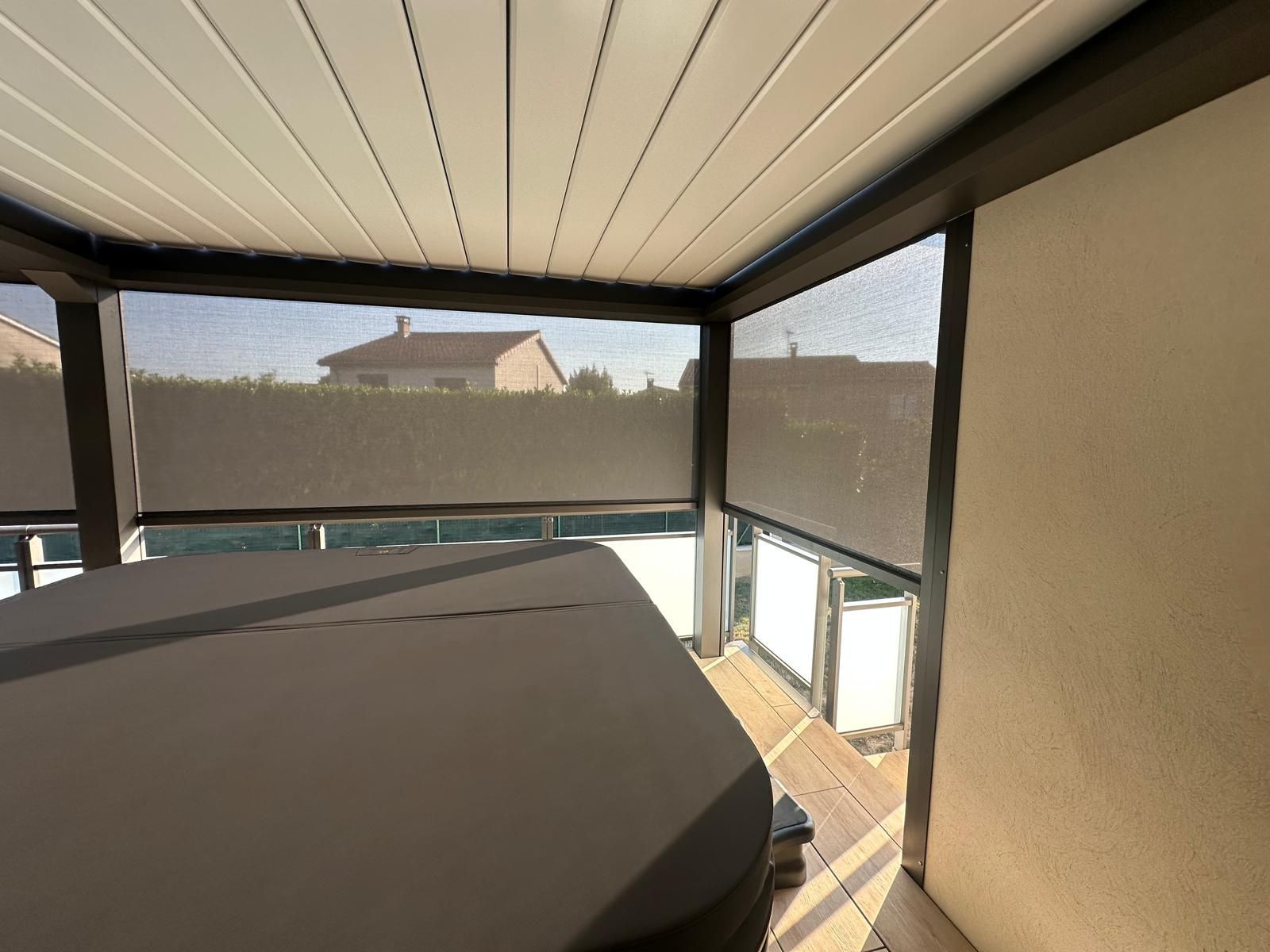 Double pergola bioclimatique et stores ZIP