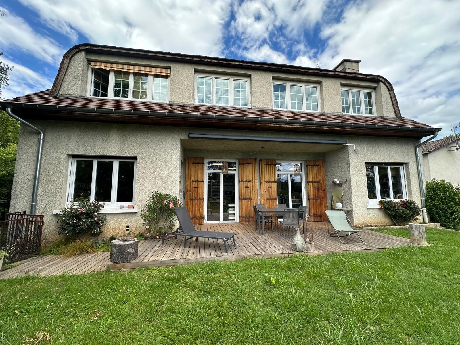 Vue extérieure de la maison