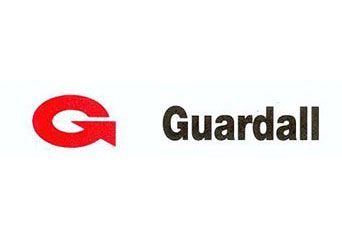 Logo Guardall avec un G stylisé rouge et du texte noir sur fond blanc