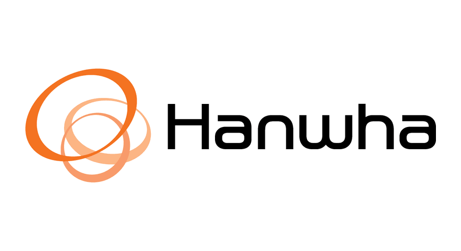 Logo Hanwha avec emblème circulaire orange et nom de marque noir sur fond blanc