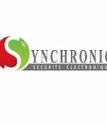 Logo synchrone avec un S circulaire rouge et vert et un texte de slogan gris