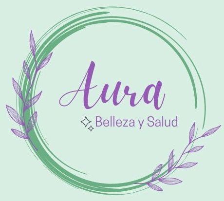 Logo de Aura Belleza y Salud en tonos lila y verde con corona circular de hojas