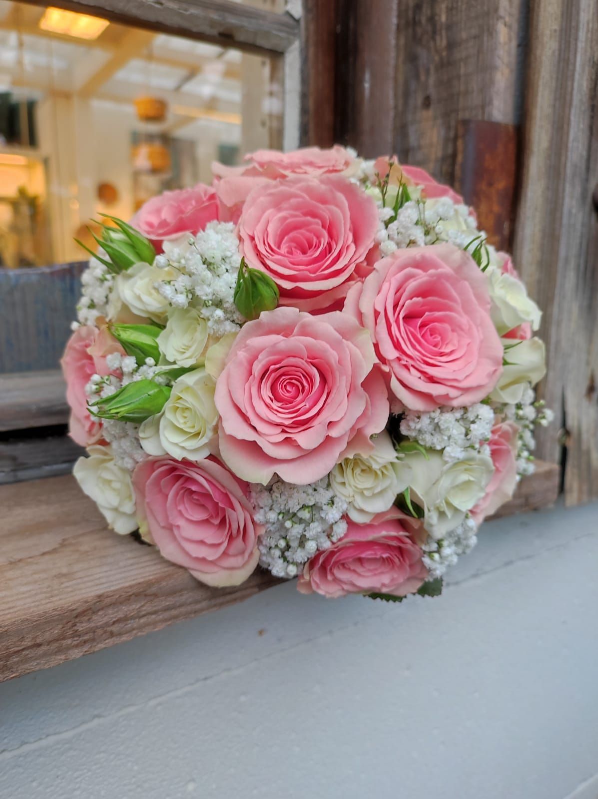 Strauß aus Rosen in pink