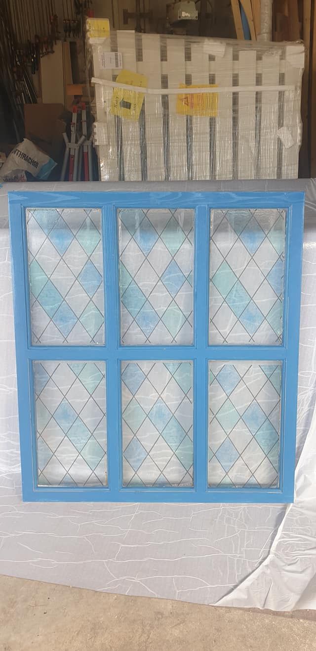 Cadre de fenêtre bleu