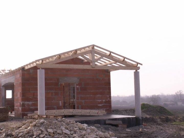 Avant toit pour une terrasse