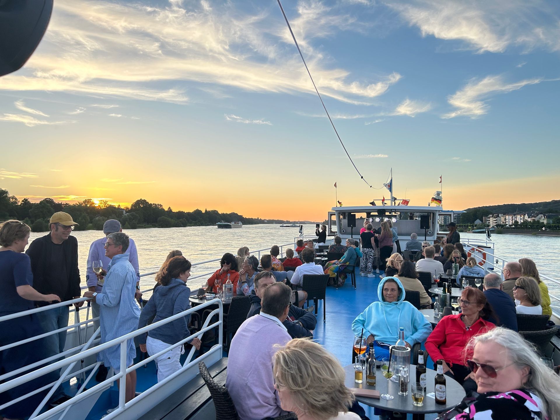 Frühstückstisch, Personenschifffahrt Pilger-Hoitz, MS Petersberg, Buffet
