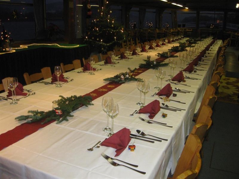 MS Petersberg Restaurantdeck