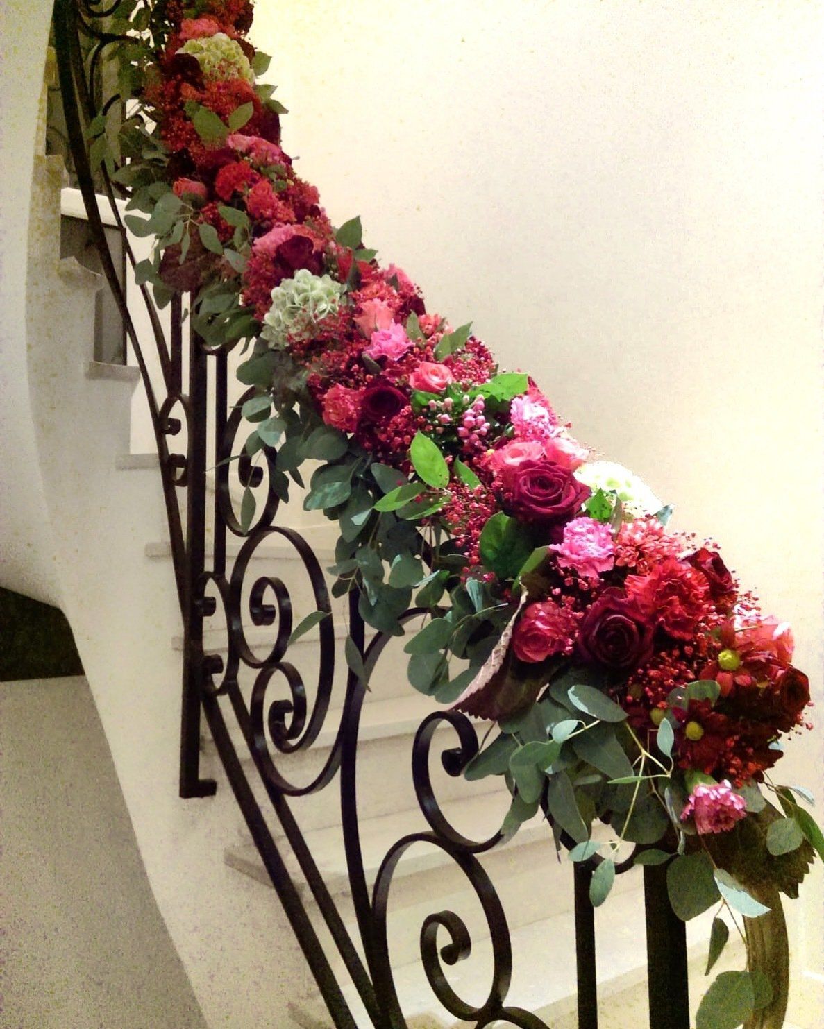 Rampe d'escalier fleurie