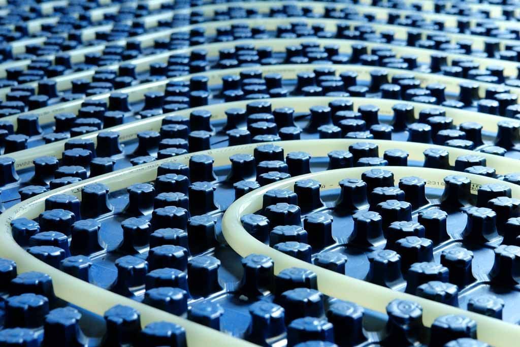 Bodenzeizung - EP Haustechnik
