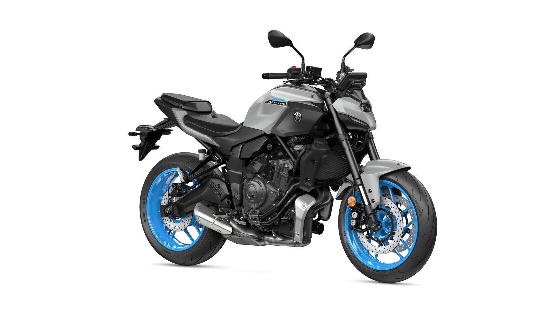 Moto sport noire avec des roues bleu vif sur fond blanc