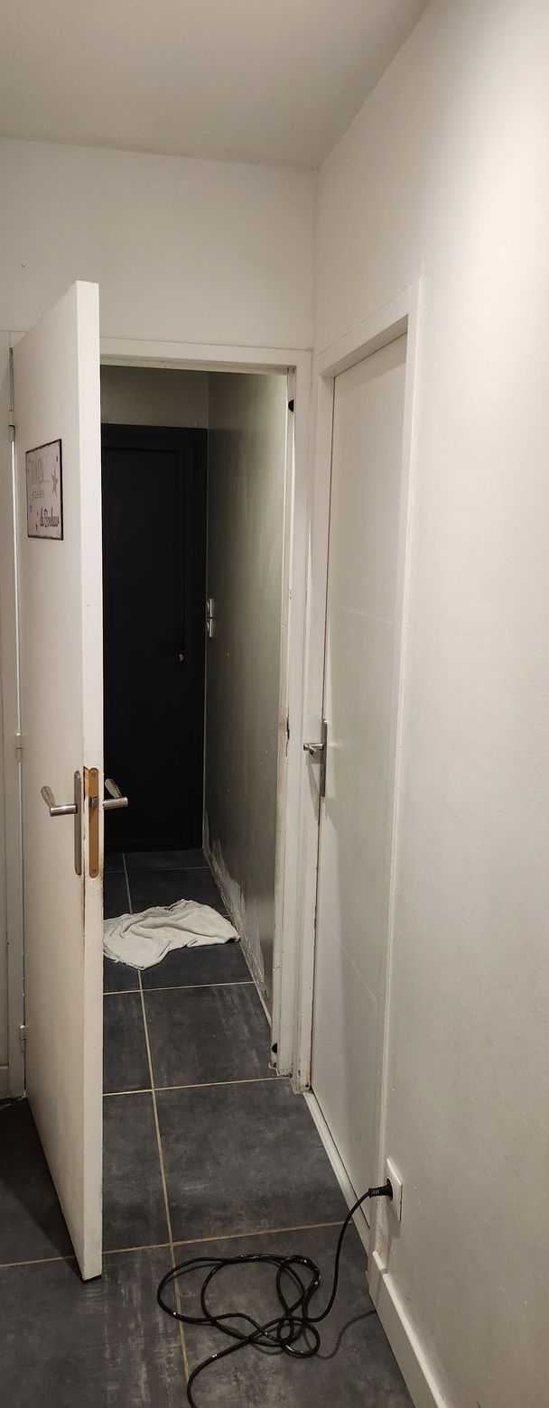 Porte d'intérieur ouverte