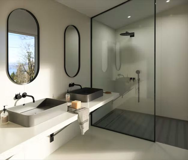 Double vasque avec douche à l'italienne