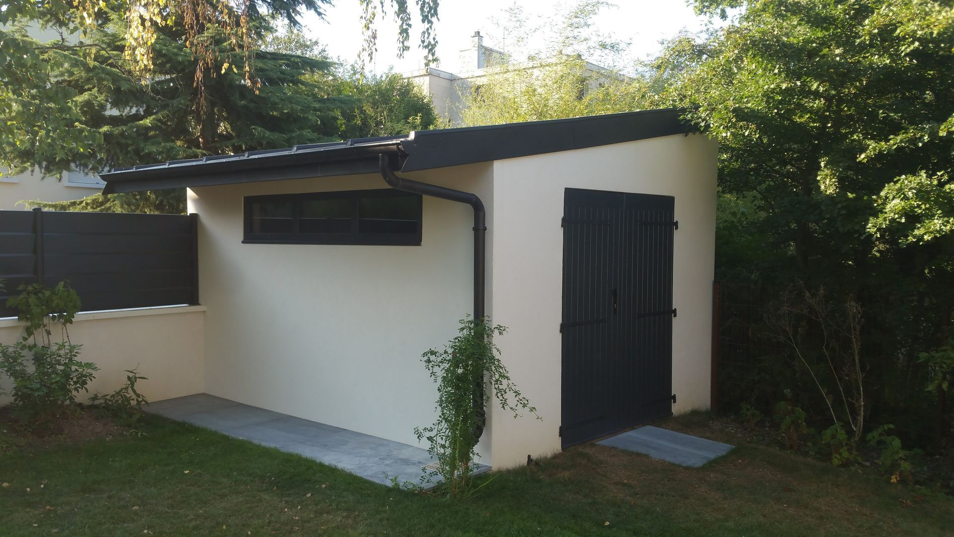 Abri de jardin en dur 