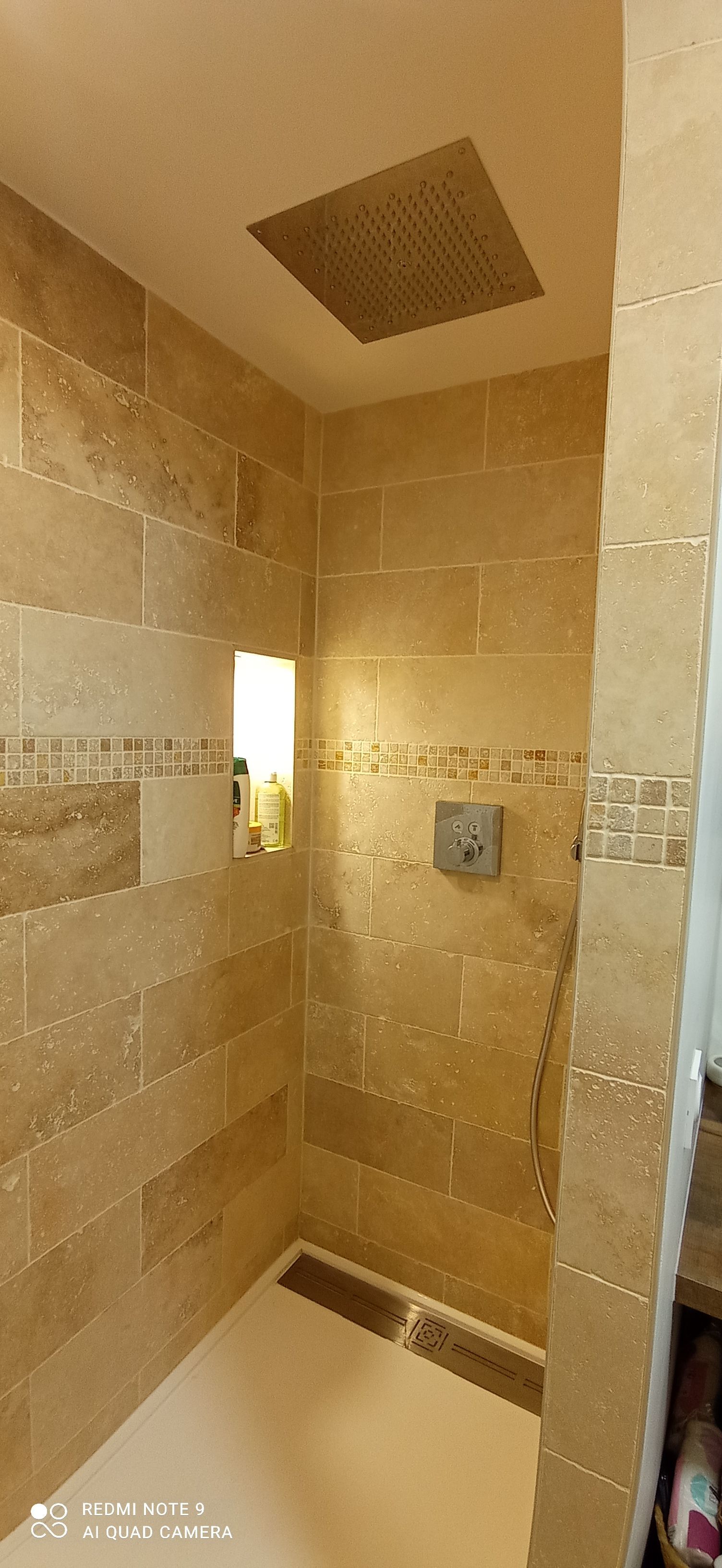 Douche à l'italienne