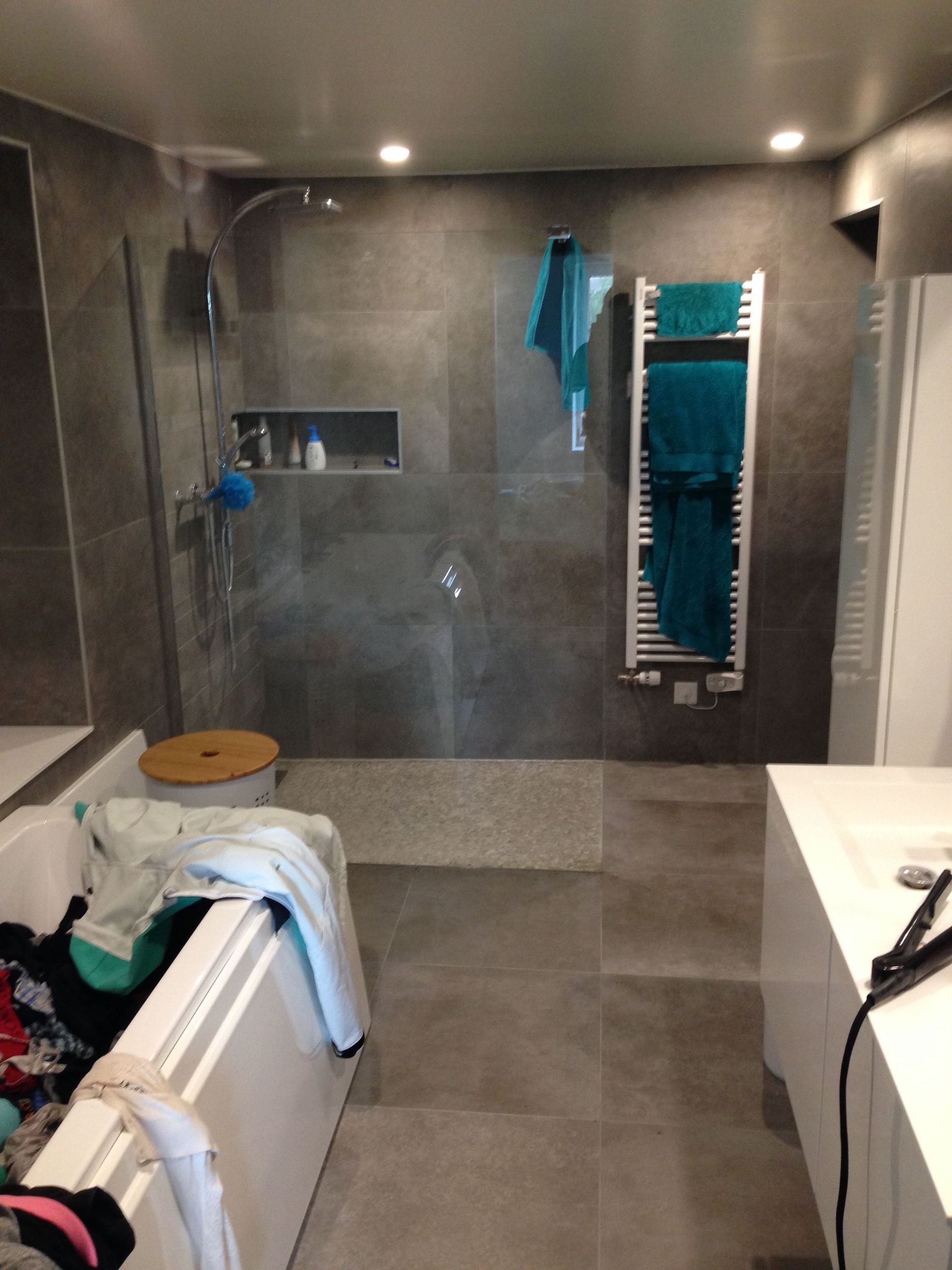 Douche à l'italienne - Carrelage artisanal Bernard Pittet Sàrl - Echallens