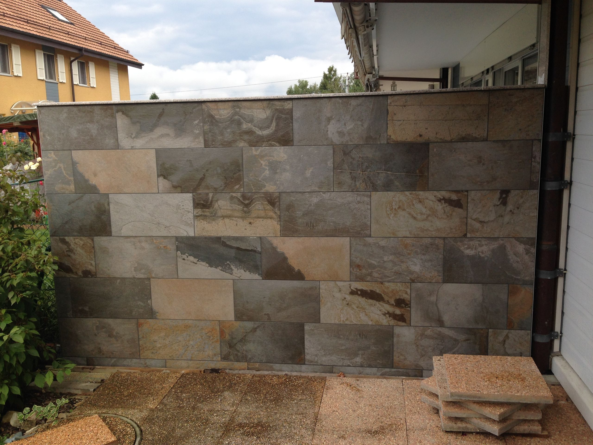 Mur extérieur - Carrelage artisanal Bernard Pittet Sàrl - Echallens