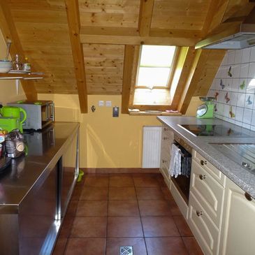 Küchenbereich eines Einzelzimmers bei Pension Jagdschlössl