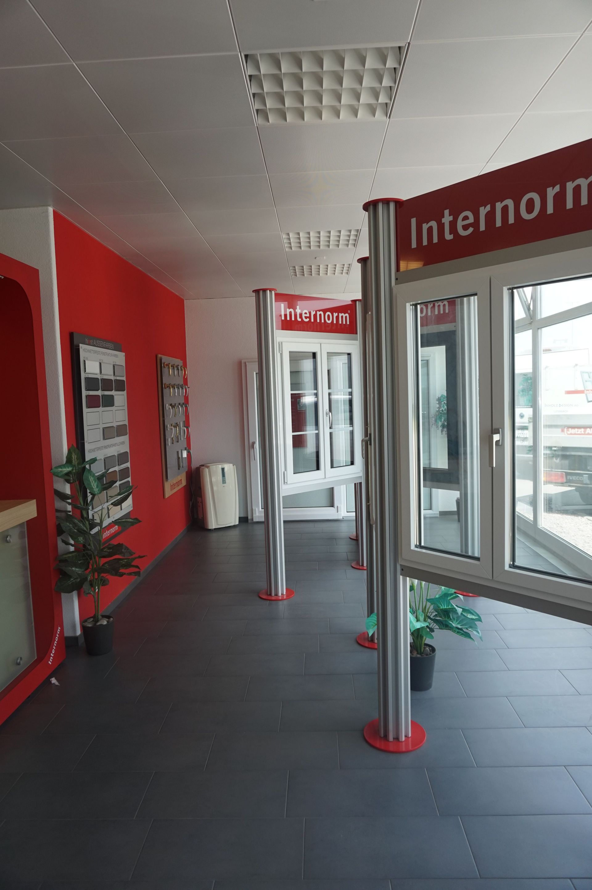 Fotos Ausstellung und Firma3 - In Holz Design AG