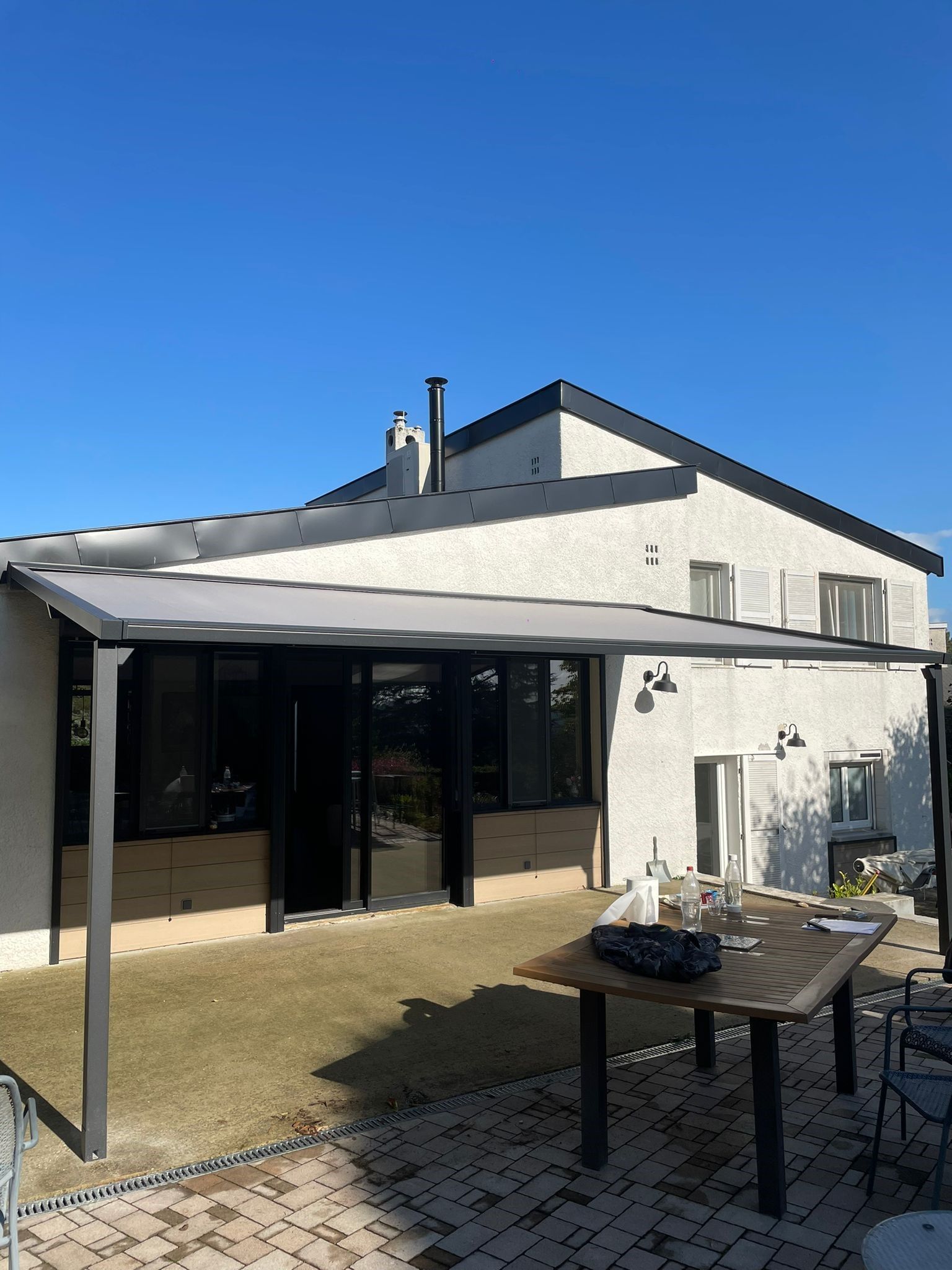 Pergola moderne en toile grise