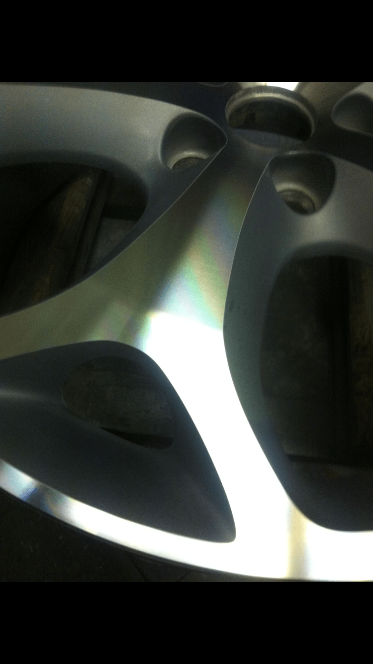 Réparation de jantes alu - Pierre-Alain Cherix - création - réparation - transformation 