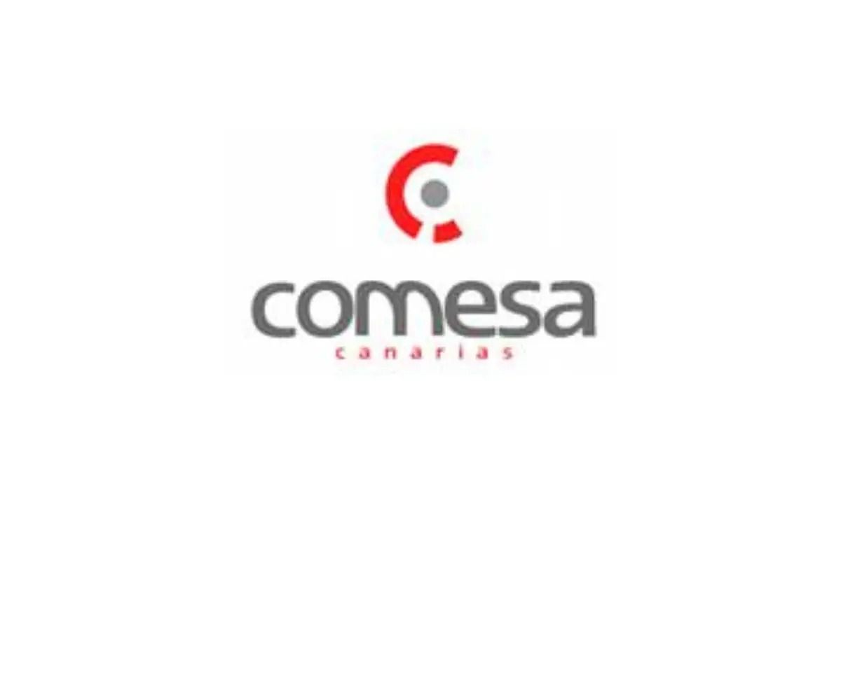 Logotipo del centro comercial La Recova con edificio ilustrado y texto “Rambla Azul y Centro Comercial”