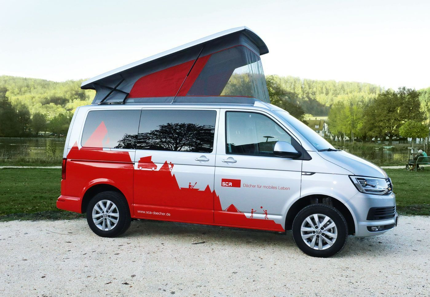 Extérieur d'un fourgon aménagé