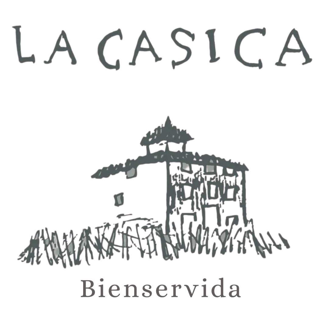 Logotipo &ldquo;La Gasica&rdquo; con el dibujo de una casa r&uacute;stica y la palabra &ldquo;Bienservida&rdquo; debajo.
