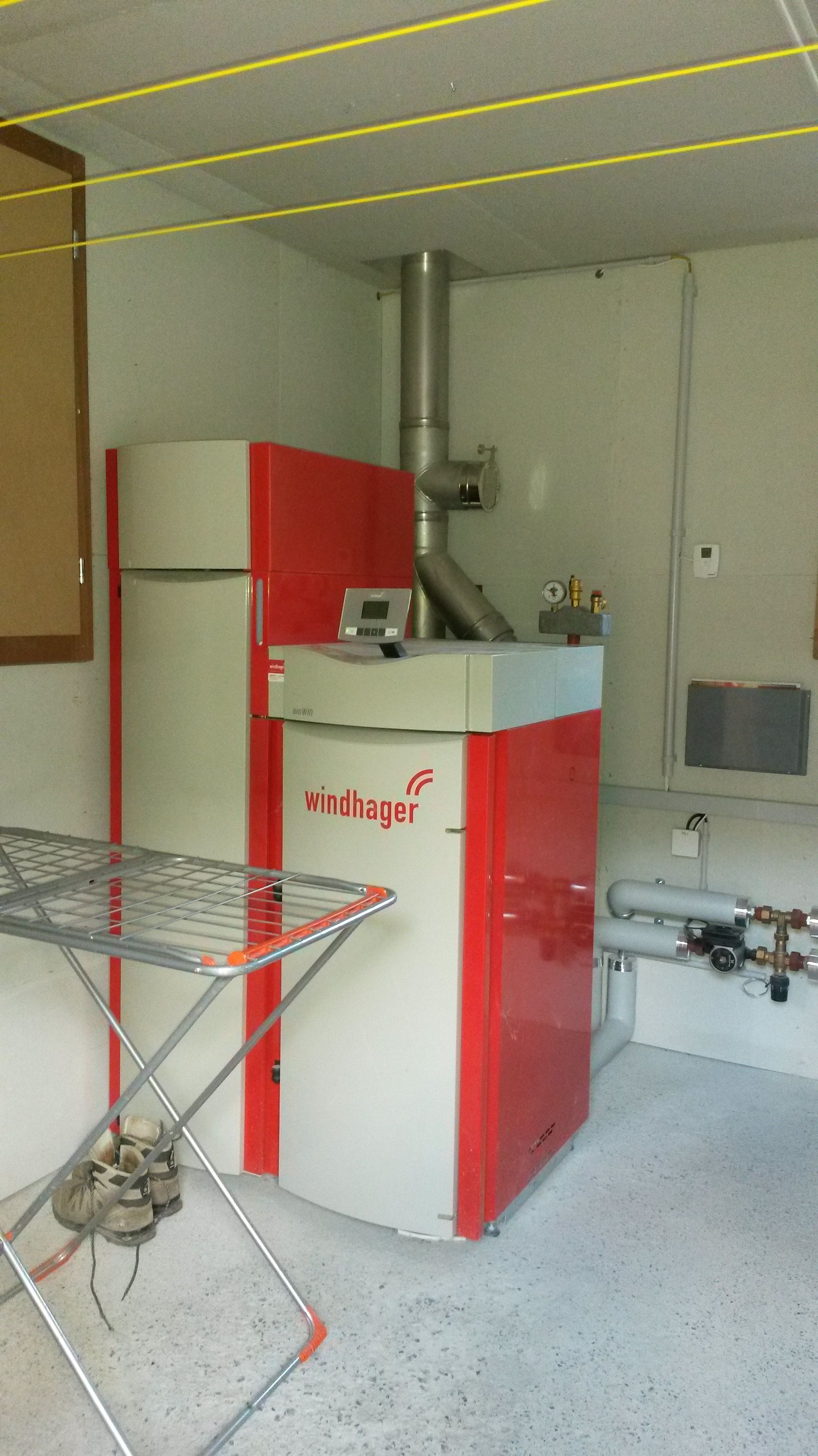 heizung sanitär - schild wärmetechnik - brienzwiler