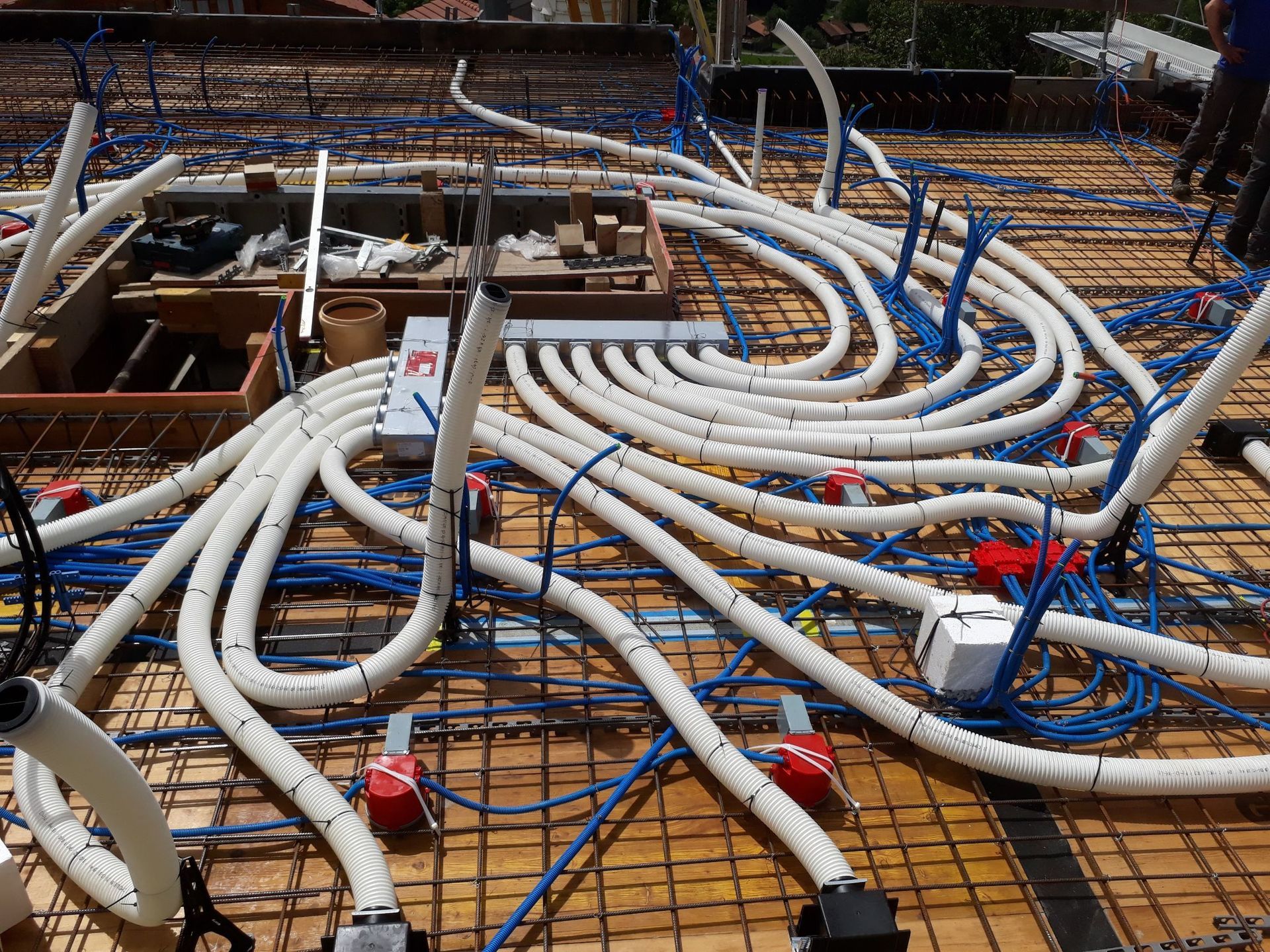 heizung sanitär - schild wärmetechnik - brienzwiler