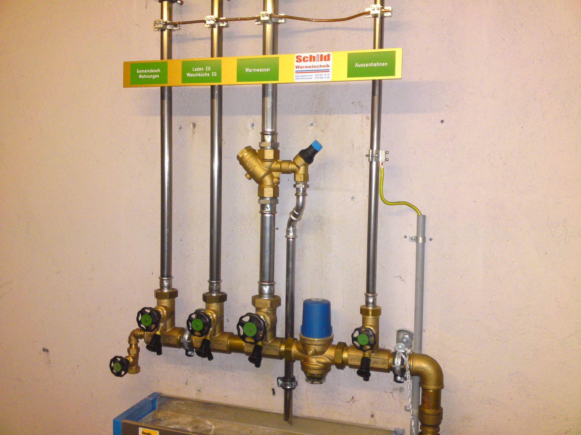heizung sanitär - schild wärmetechnik - brienzwiler