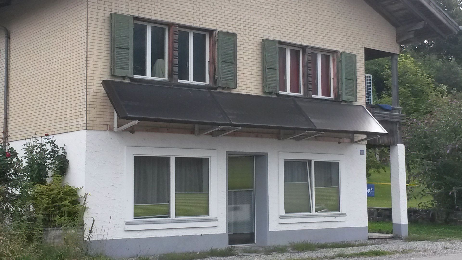 solartechnik - schild wärmetechnik - brienzwiler