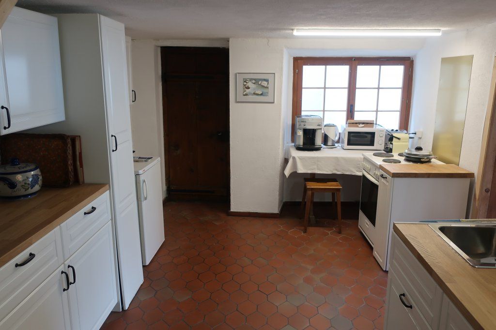 Küche neben Esszimmer