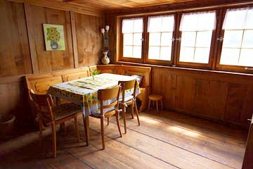 Esszimmer (Stübli) mit Blick auf Walensee