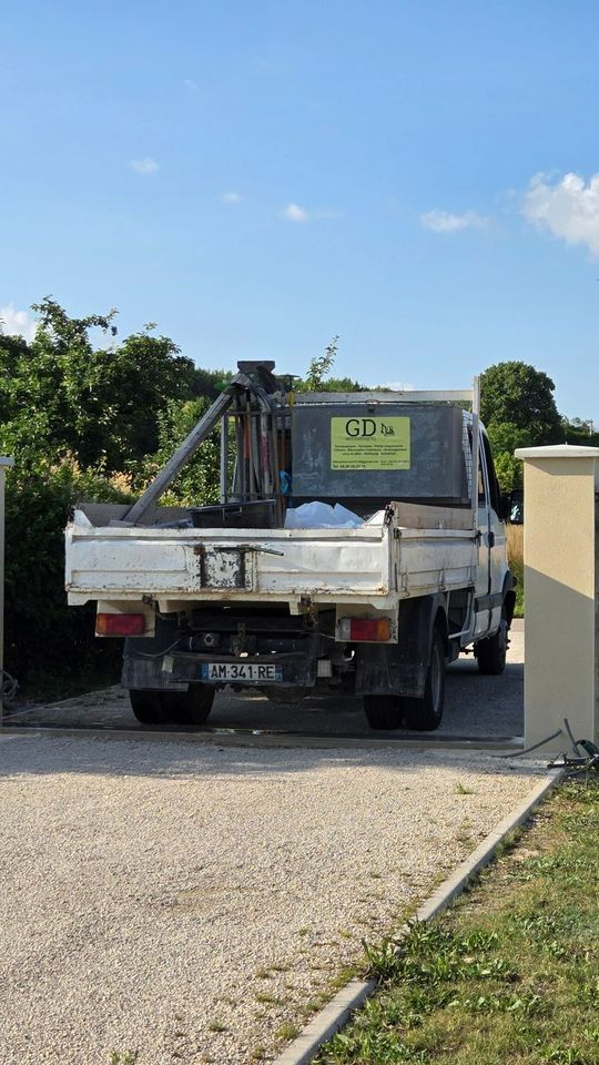 Camion de l'entreprise G.D. Multiservices