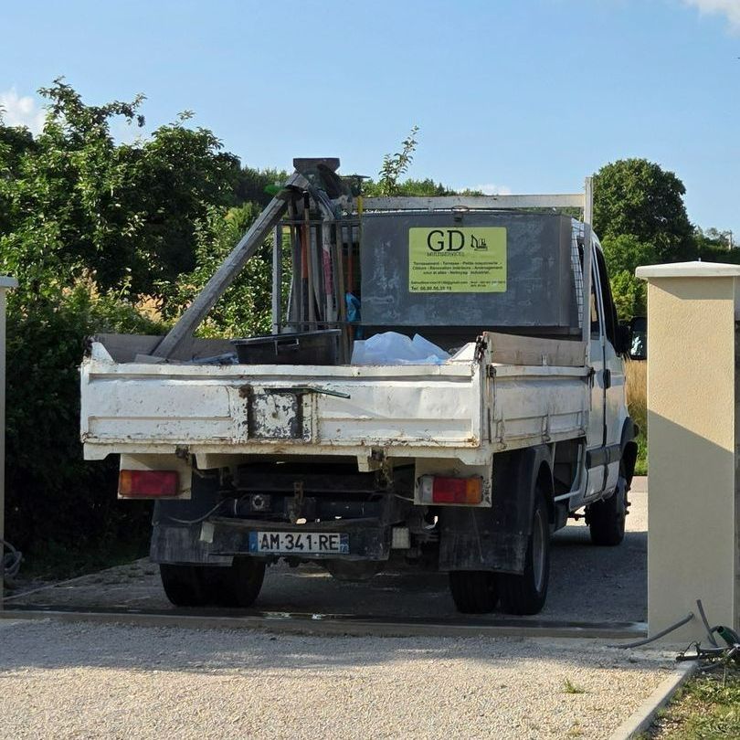 Camion de la société G.D. Multiservices