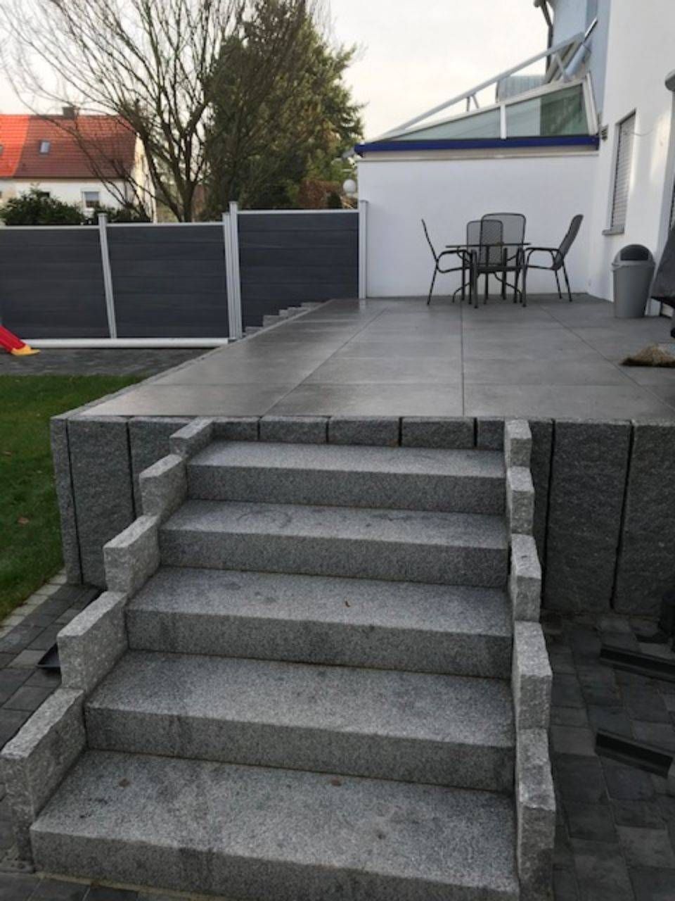 Steintreppe, angelegt von ÖKo Gartenbau