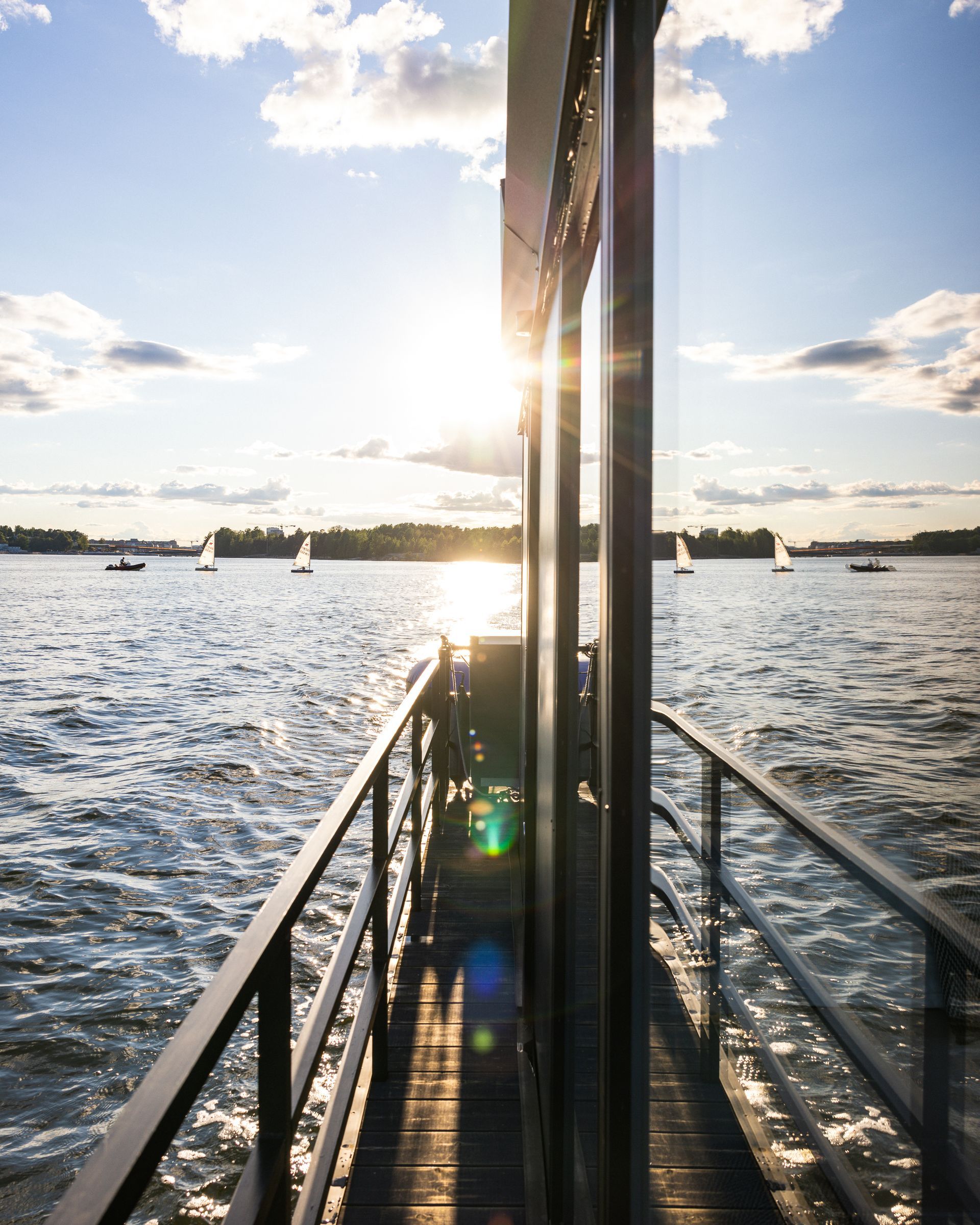 saunavene saaristossa, sauna veneessä Helsinki, saunalautta polttarit, saunavene polttarit, saunavene polttarit Helsinki
