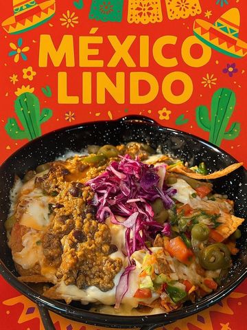 Platillo mexicano en sartén con texto 