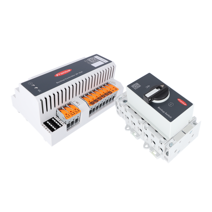 Zwei elektrische Komponenten: ein graues und ein weißes Gerät mit Anschlussklemmen und einem Drehschalter.