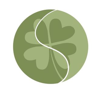 Trébol verde dentro de un círculo verde con una línea blanca curva.